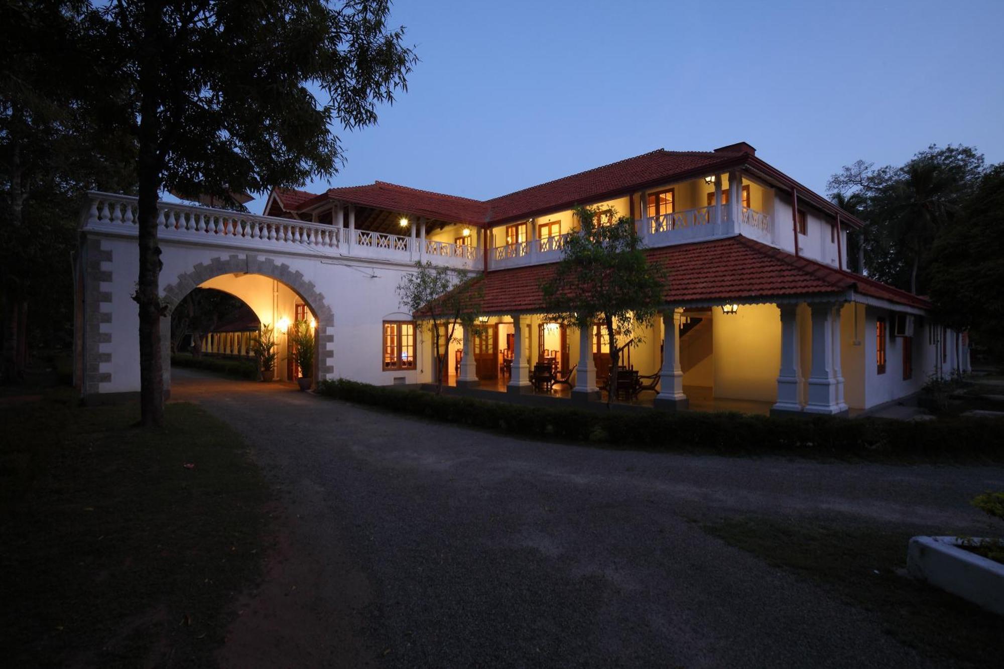 Hotel The Sanctuary At Tissawewa Anuradhapura Exterior foto